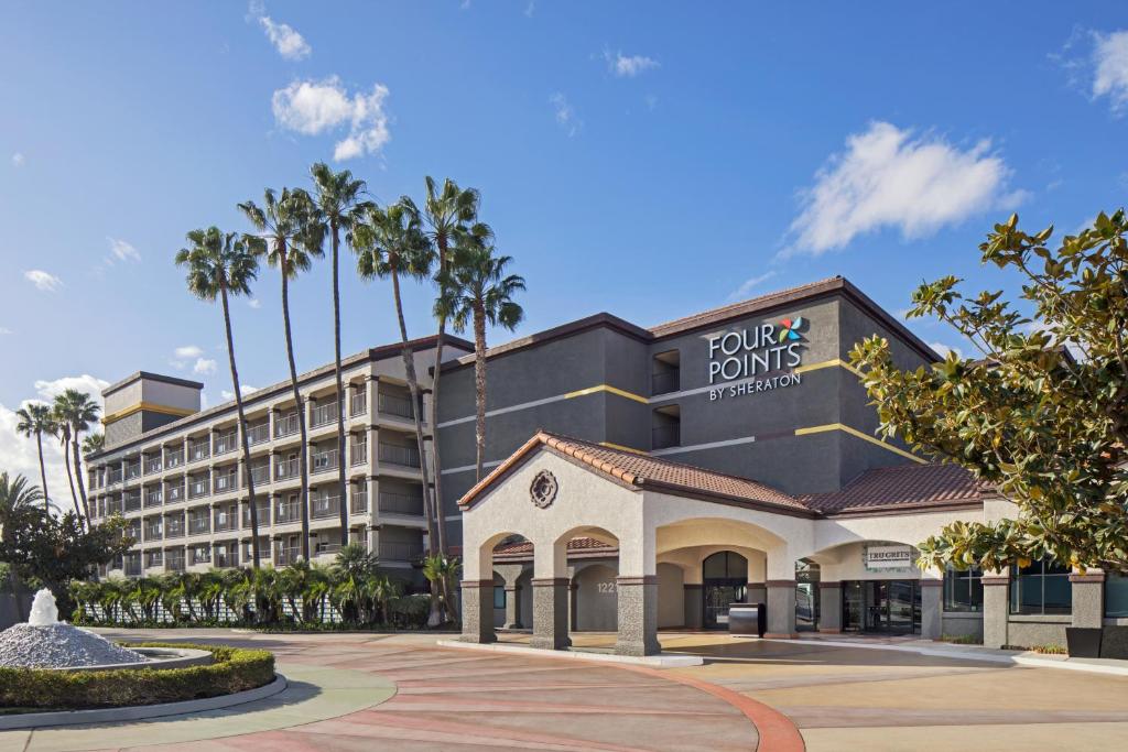 Four Points by Sheraton Anaheim Main image 2